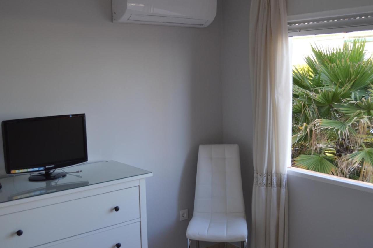 Seafront Recently Renovated Apartments Benalmádena Exterior foto