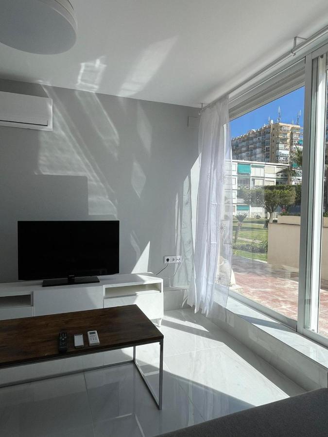 Seafront Recently Renovated Apartments Benalmádena Exterior foto